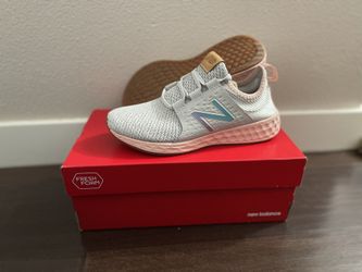 Brand New, New Balance Size 7