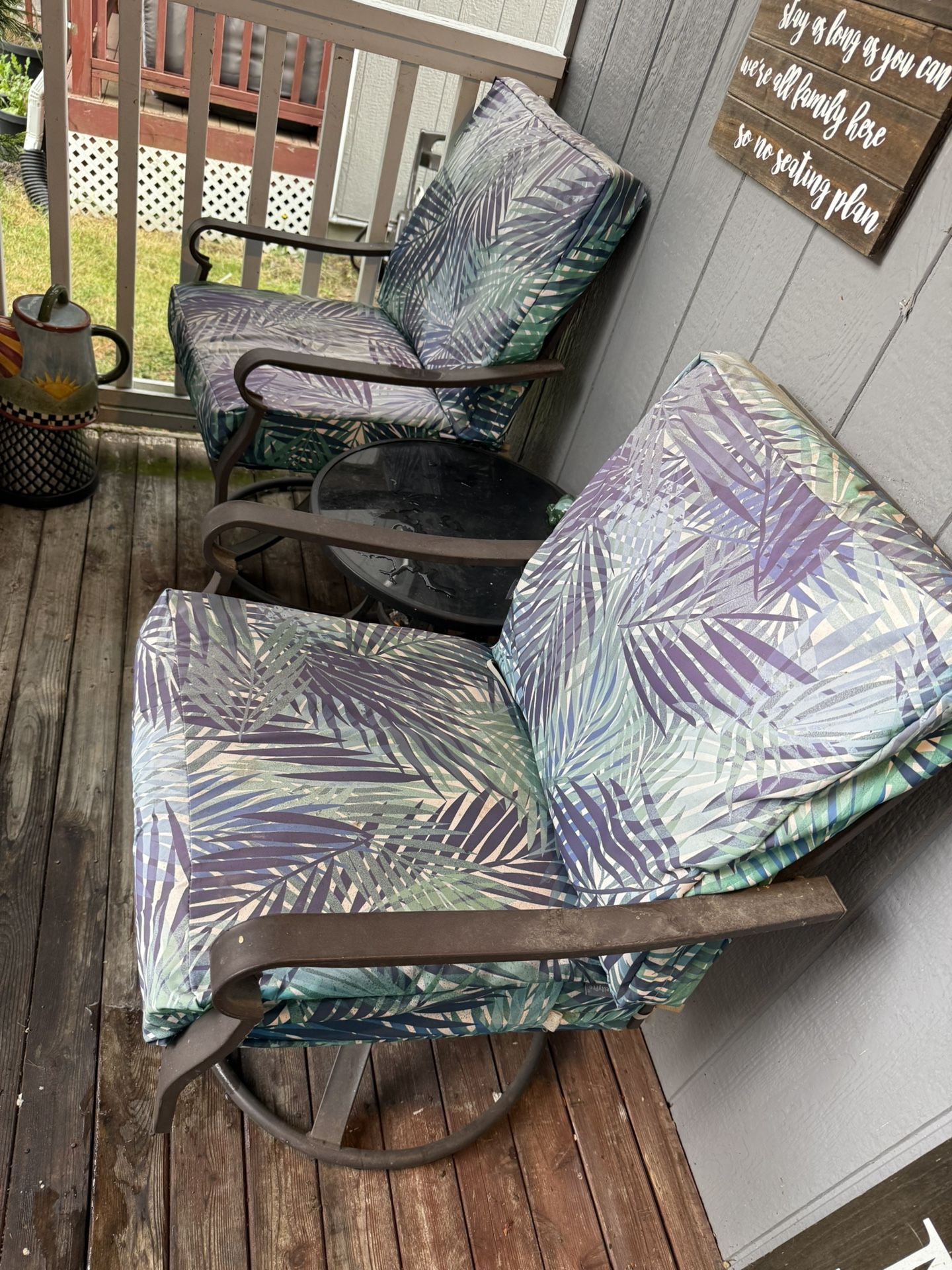 Chairs With Table