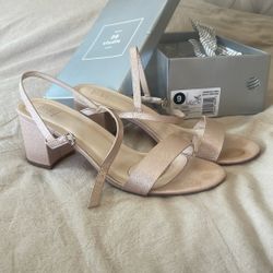 David’s Bridal Heel