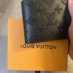 Luis vuitton wallet