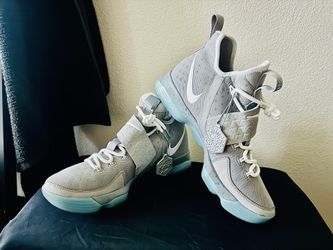 LeBron Shoes - Nike