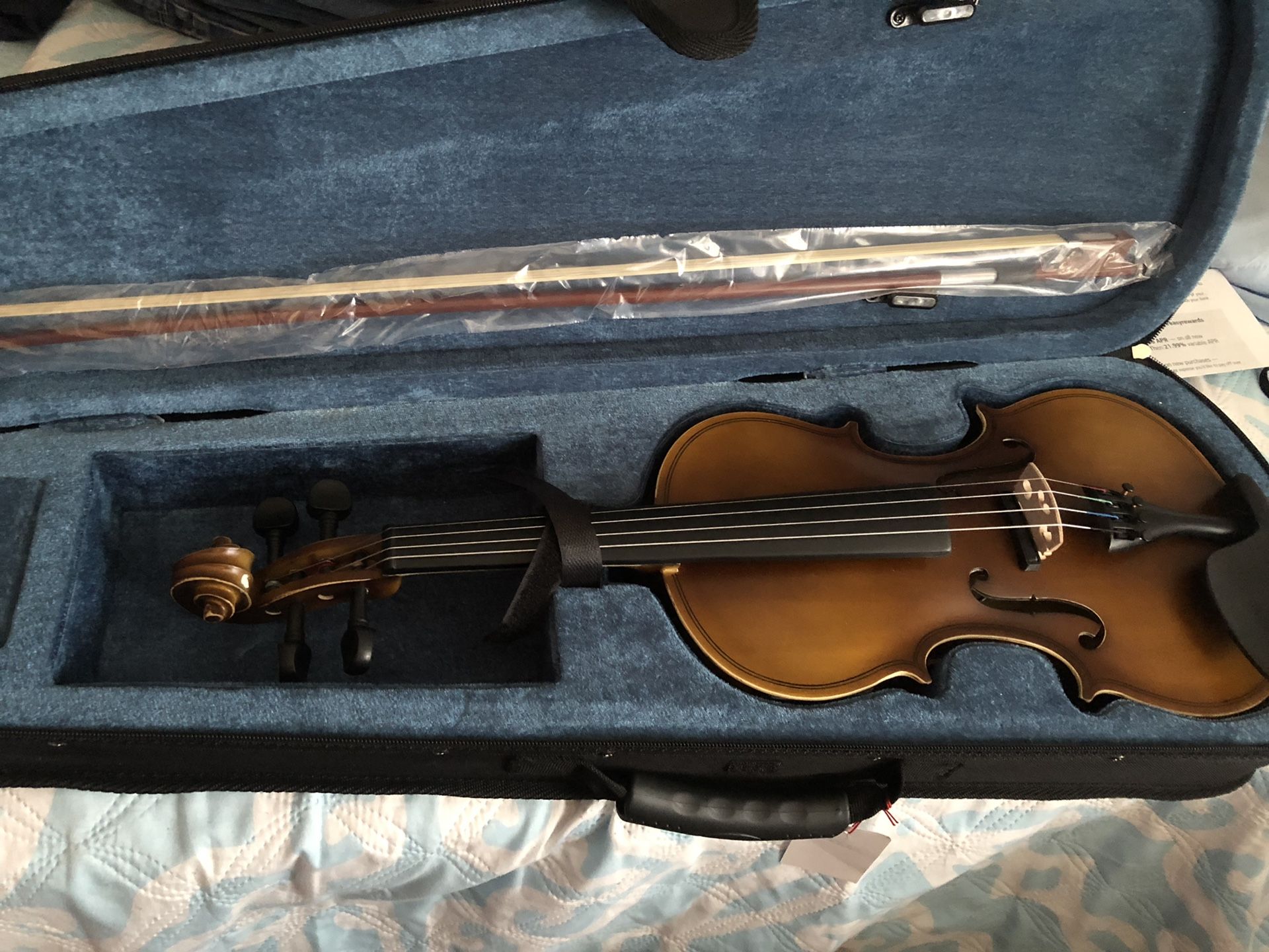 4/4 violin brand new