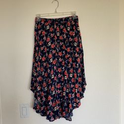 Brand new hollister skirt size small NWT