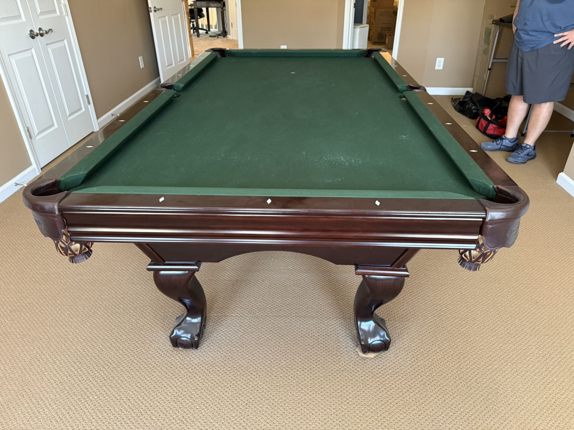 Complete Pool Room Set Up 