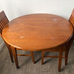 Wooden Round Table 
