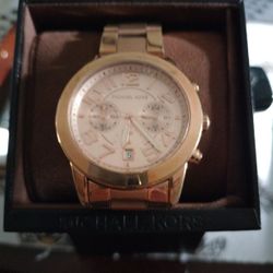 Michael Kors Chronograph Watch 