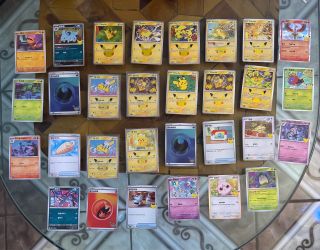 Pokémon Trading Cards Lot Mixed Set