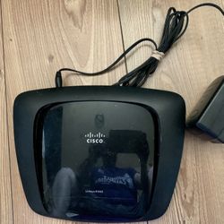 Cisco-Linksys E1000 Wireless-N Router