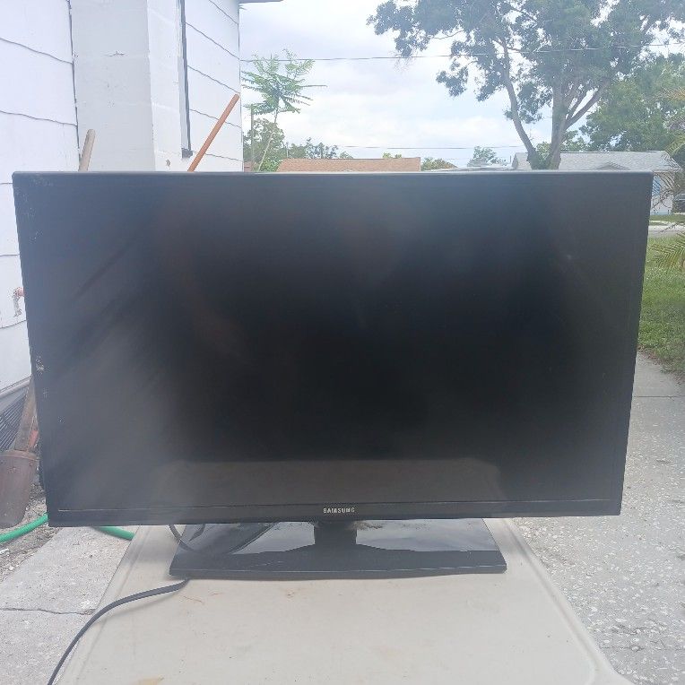 Samsung 32" Tv