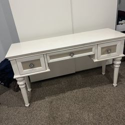 Vanity Table 