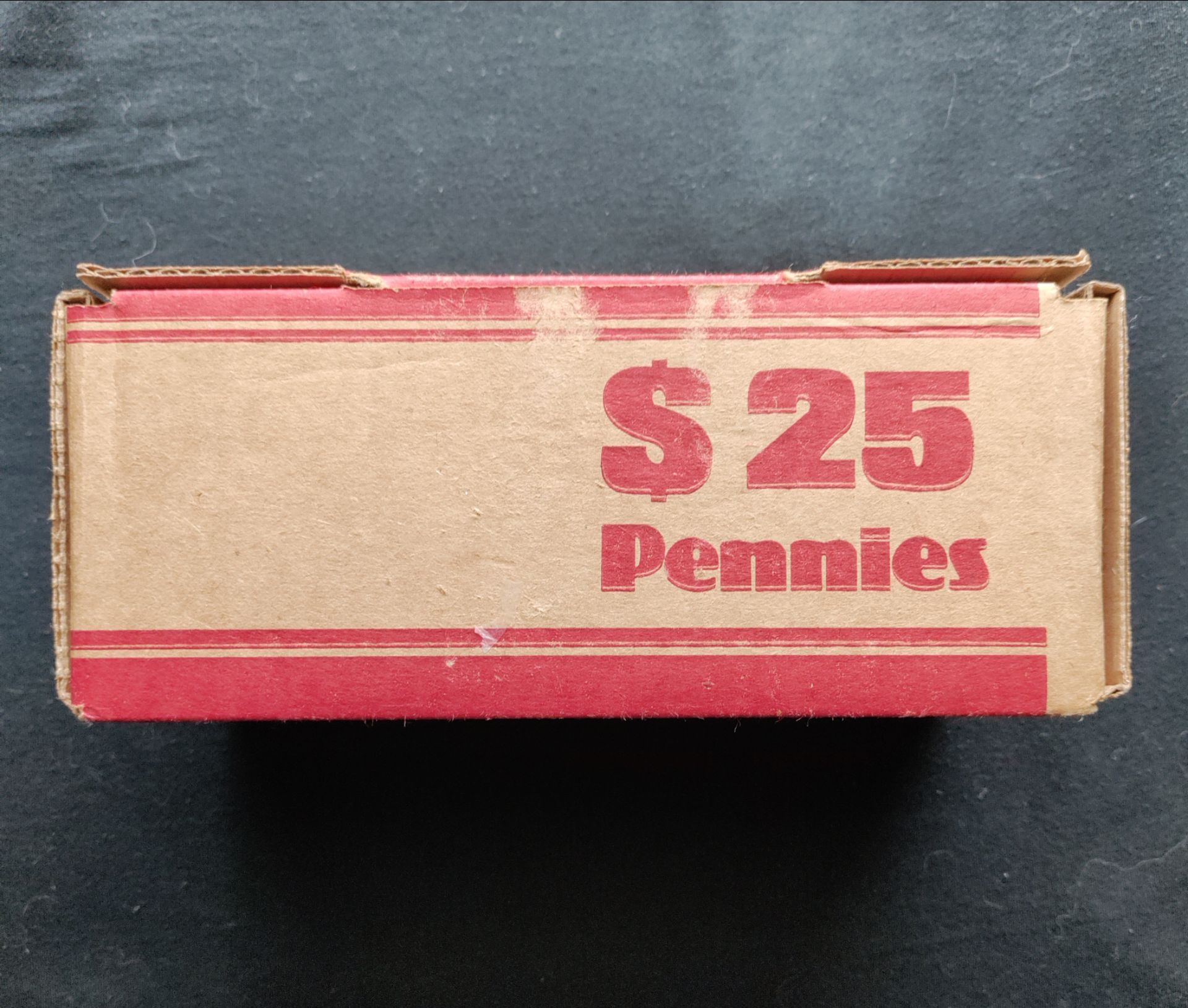 2500 pennies, Box of 50 × 50¢ rolls