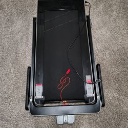 Foldable treadmill