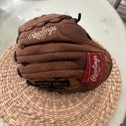 Rawlings Gold Glove GGB1200 12” Infield Right Hand Throw 