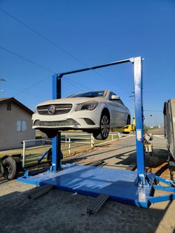 Trailer auto lift mobile