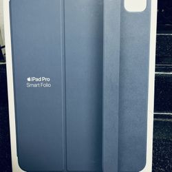iPad Pro Smart Folio - 11 Inch    With Orig Retail Box