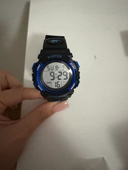 Kids watch