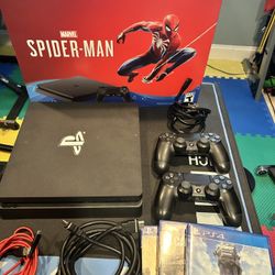 PlayStation 4 Slim 1TB 