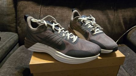 [DV2440-202] MENS NIKE LUNAR ROAM 'CAVE STONE'. Men's Size 11. Brand New.