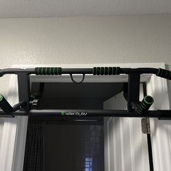 New Multi-grip Pull Up Bar With Accessories