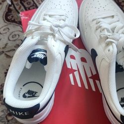Nikes New 45 