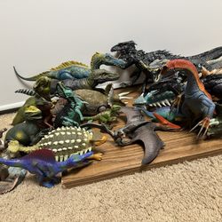 Assortment Of Several Dinosaur Figures 
