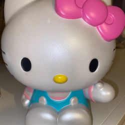 Hello kitty piggy bank