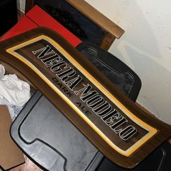 Modelo Negra Sign 
