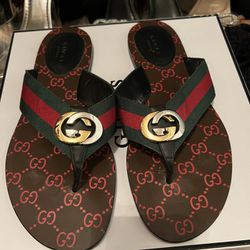 Authentic Gucci Women Sandals Size 9-9.5 Comes With Dust Bag And Box And Shopping Bag