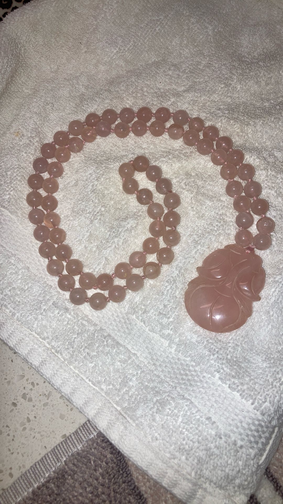 Special Type Of Stone In Necklace Form