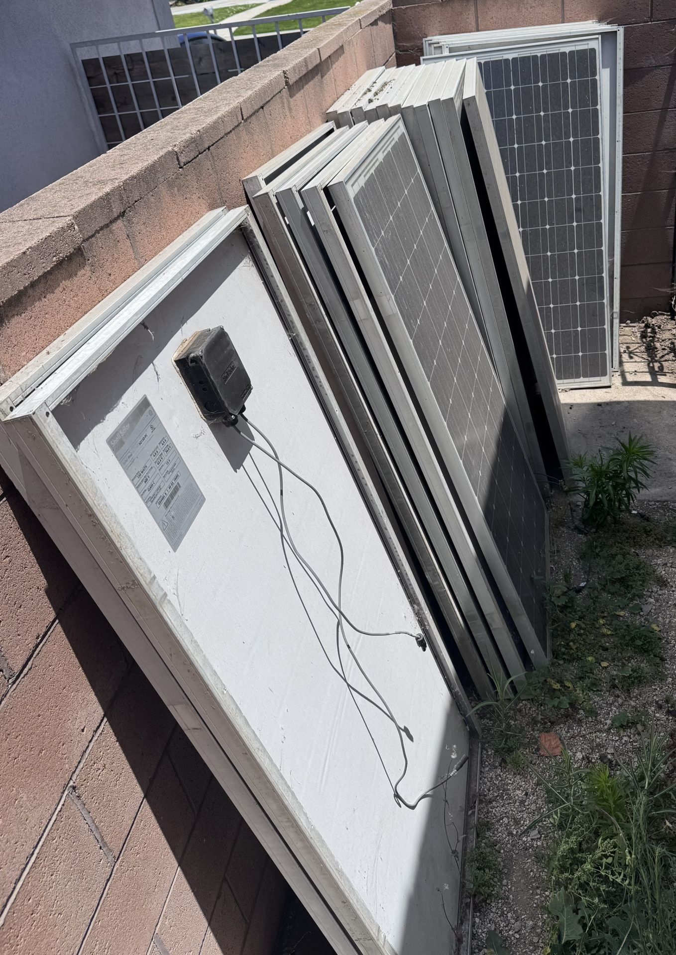 Shell SQ150-PC solar panels