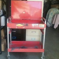 Auto Mechanic Red Tool Cart/Shelf With Lid On Wheels