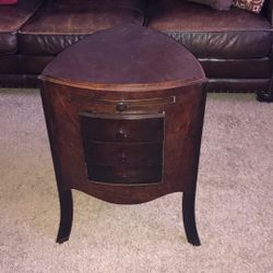 Wood End Table 
