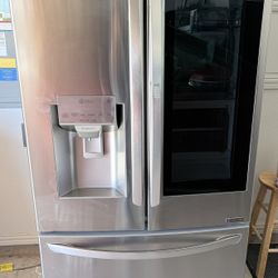 LG Door-in-Door French Door Refrigerator – Priced to Sell
