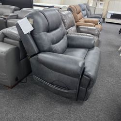 Gray Leather Power Lift Recliner Chair 🚚WE DELIVER🚚