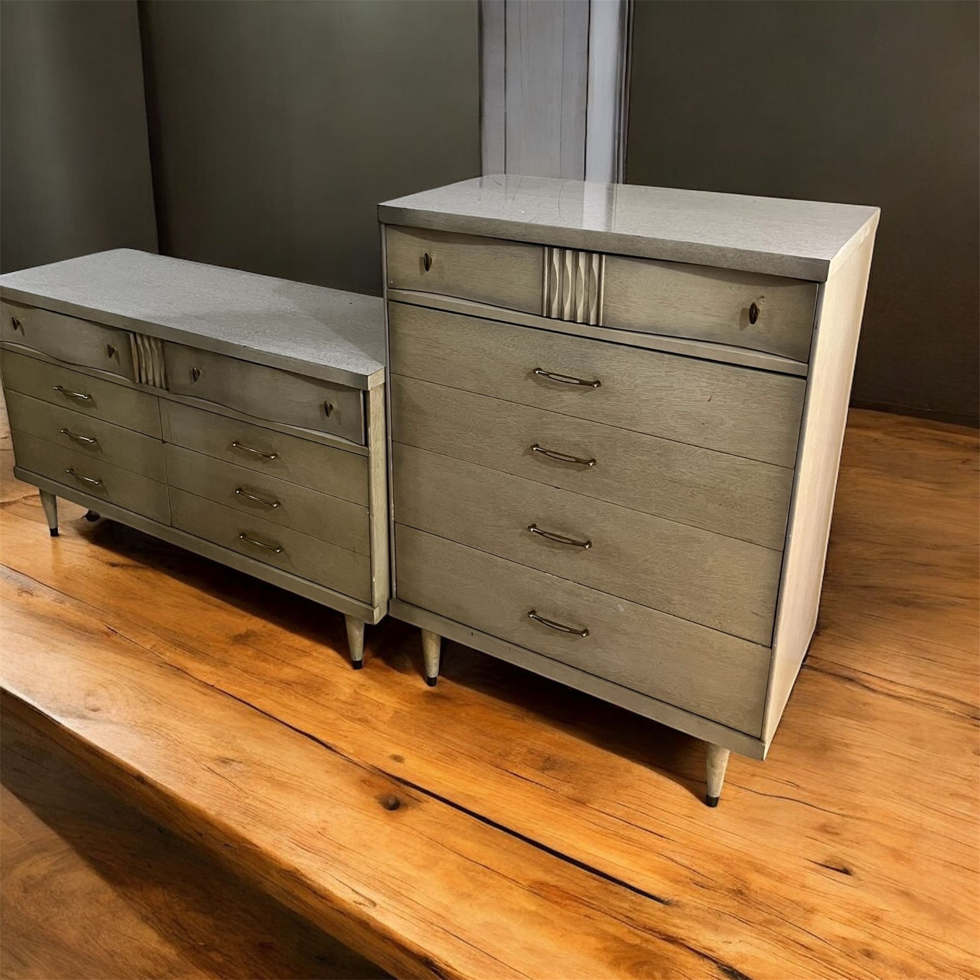 Read my description please 🪑MCM Bassett Dresser & Chest Set 🪑