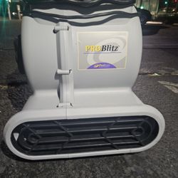 Pro Blitz Utility Fan