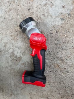 Milwaukee M18 light 💡 only tool