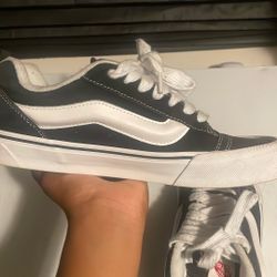 KNU SKOOL VANS