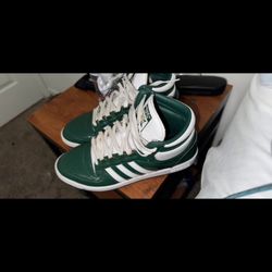 Adidas Top 10 Size 12