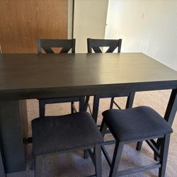 Kitchen Table - Good Condition 