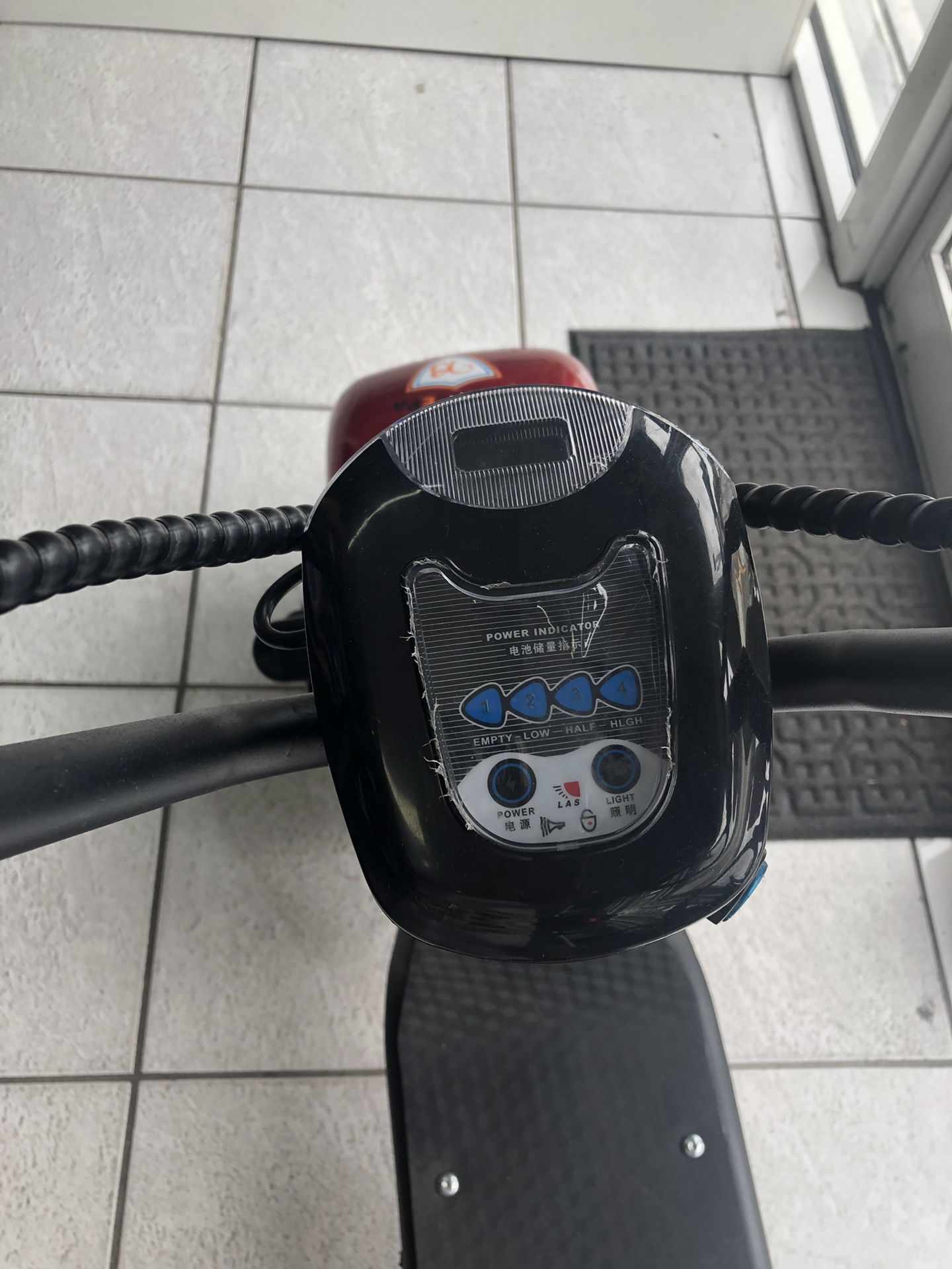 Moto electrica ,Scooter,120mph max !!4 day of batery!! Factory price(($1999))just for !!$1127!! With delivery included have to pay a little of $15.Go