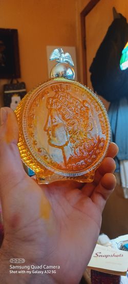 Vintage Glass AVON 20 Dollar Gold Coin Decanter/Bottle Windjammer After Shave.