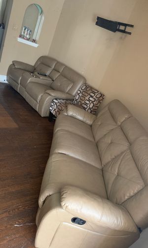 New And Used Sofa For In Philadelphia Pa Offerup