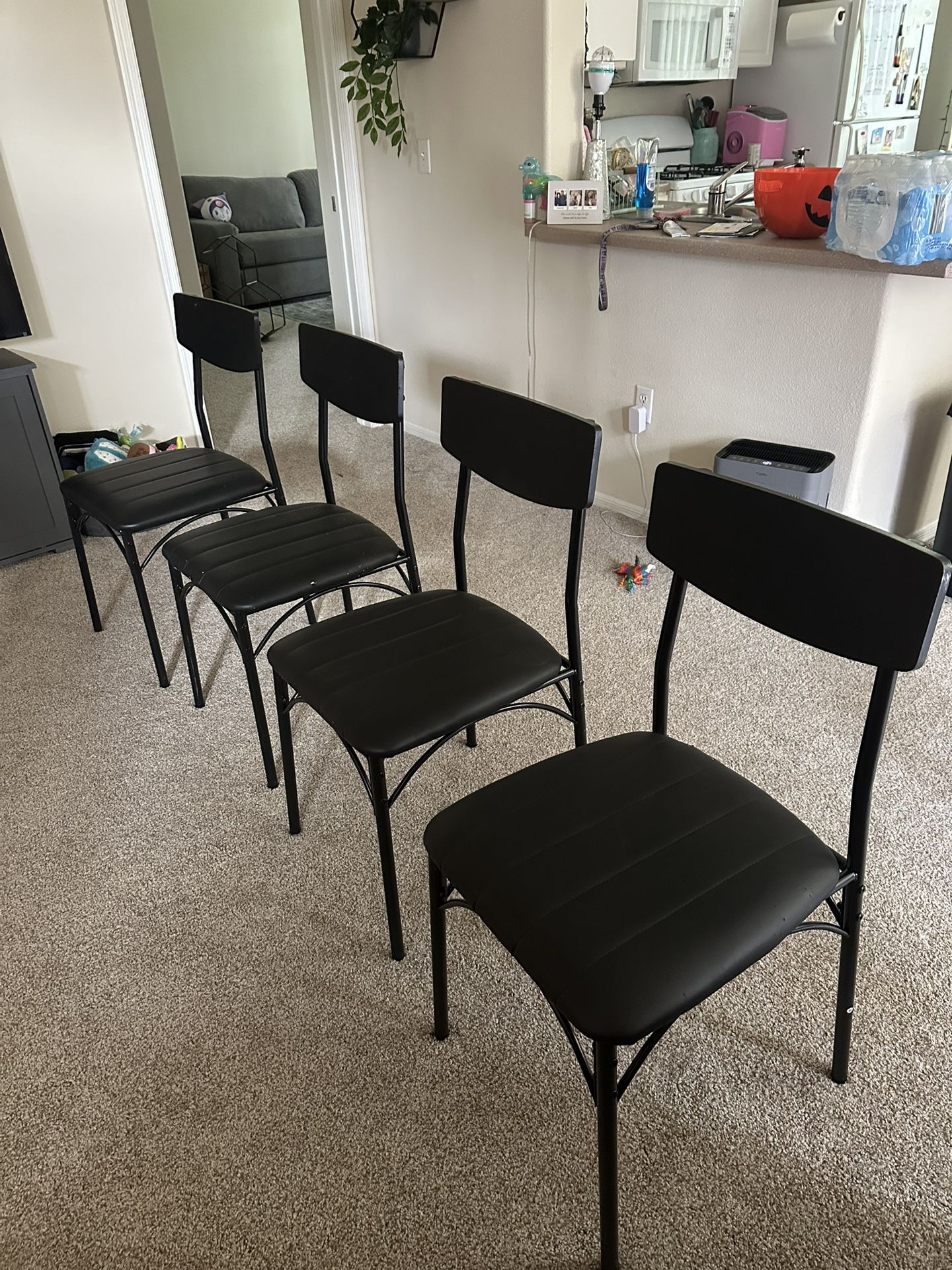 4 Dining chairs