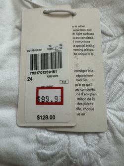 GUESS Jean Size 24 .