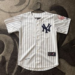 New York Yankees Babe Ruth Baseball Jersey Majestic Cooperstown Collection (Size Small) Men’s Nike Adidas MLB