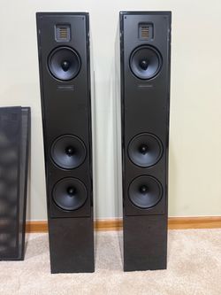 MartinLogan Motion 40 Tower Speakers Pair