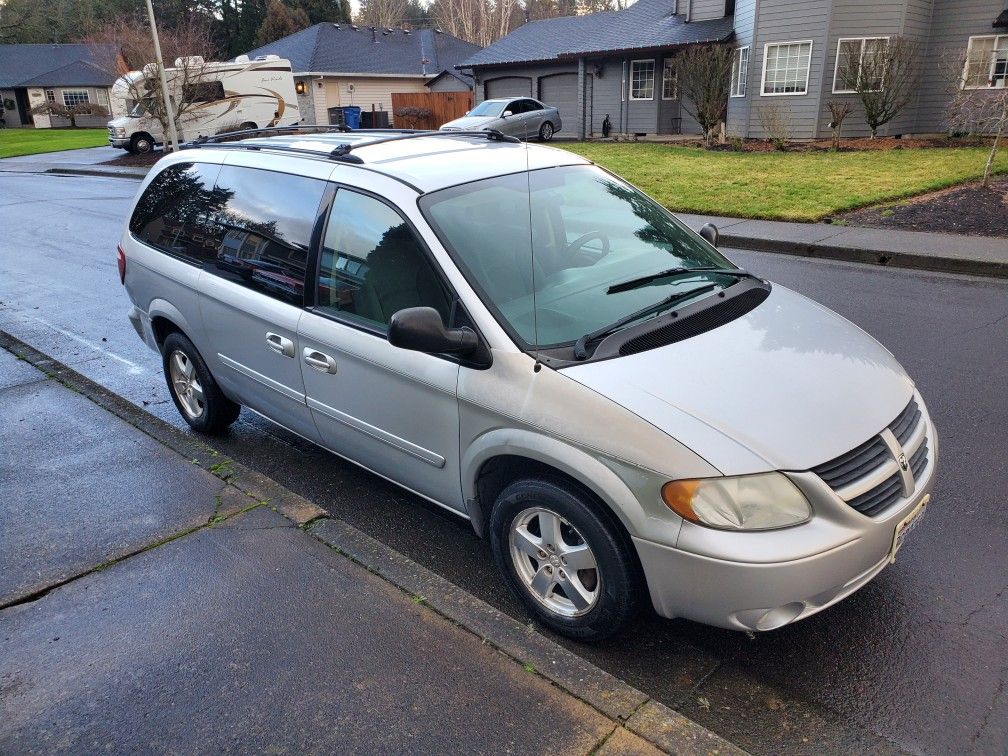 2005 Dodge Grand Caravan