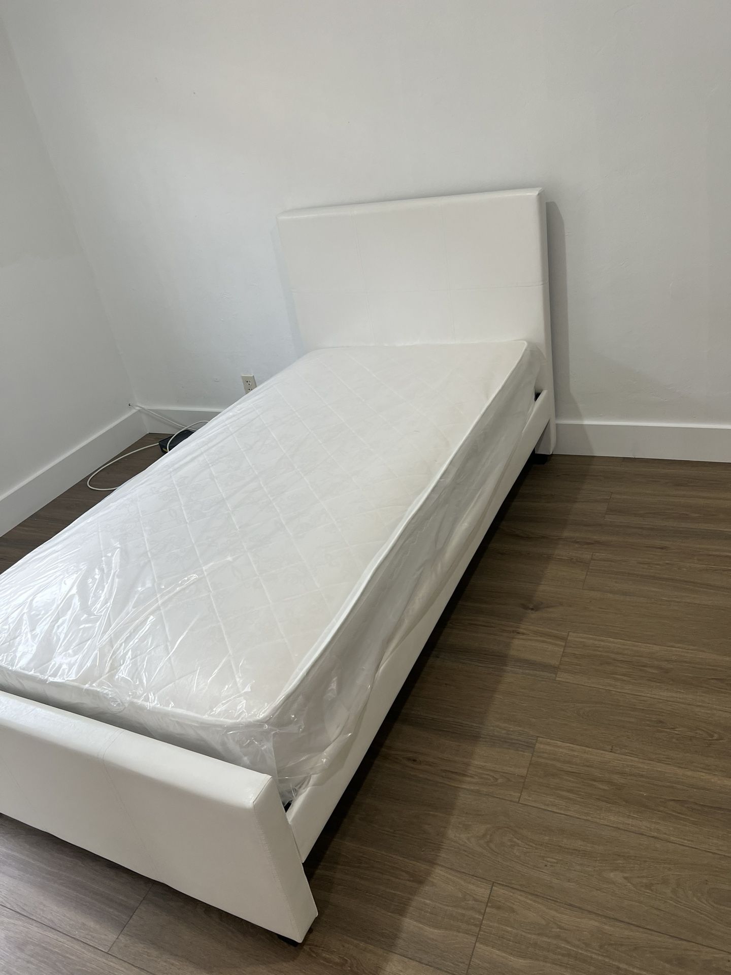 Twin Size Bed With That Mattress All New Furniture And Free Delivery