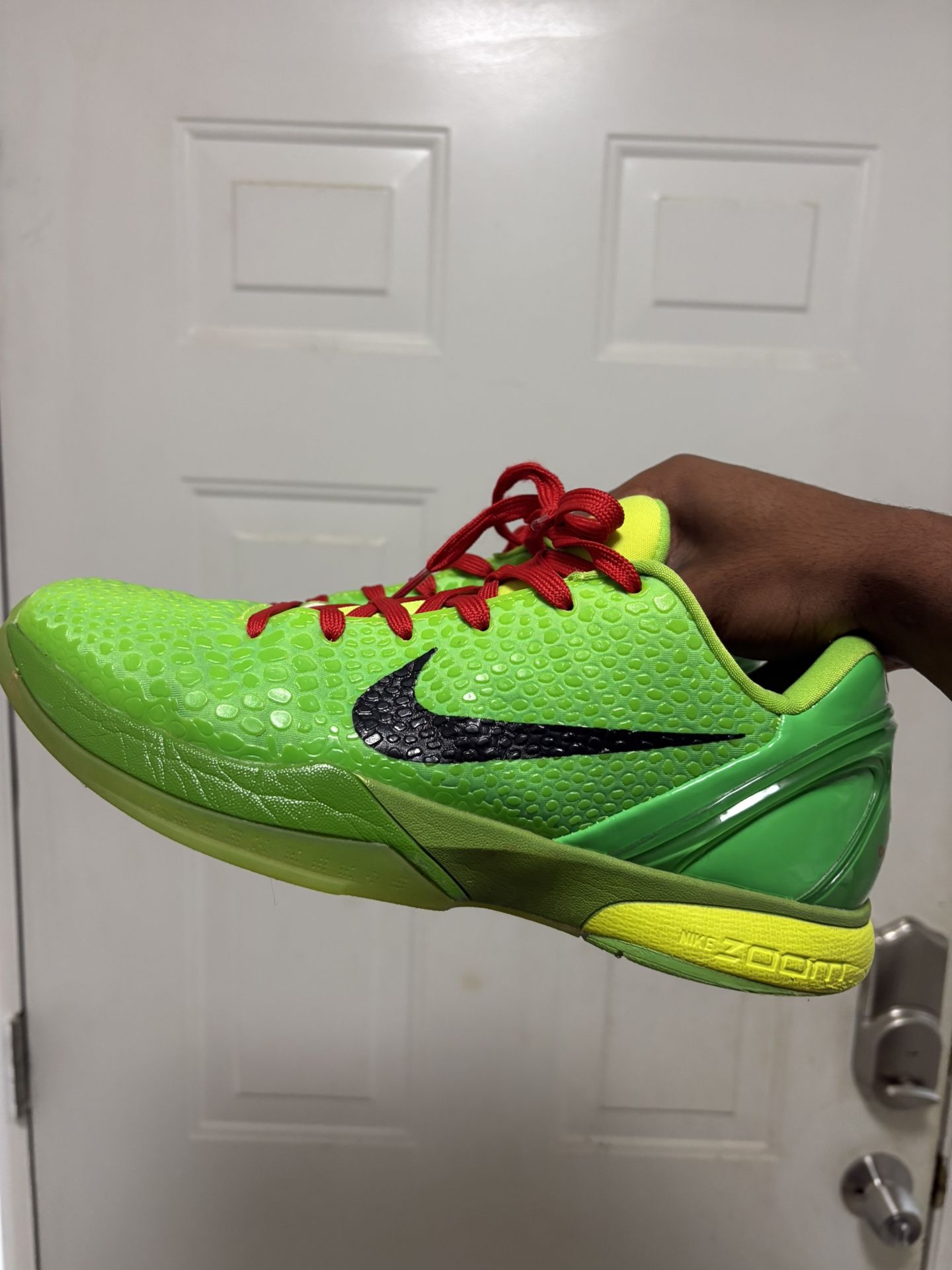 Nike Kobe Grinches